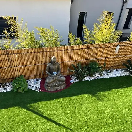 Eclipse Rochelongue Отель типа 